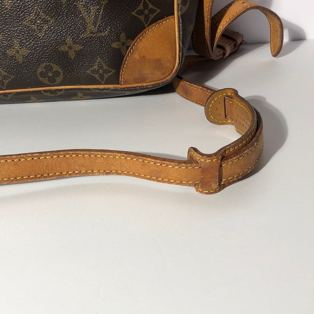 Pre-Love Louis Vuitton Monogram Messenger Bag in Brown and Tan - Picture 8 of 16